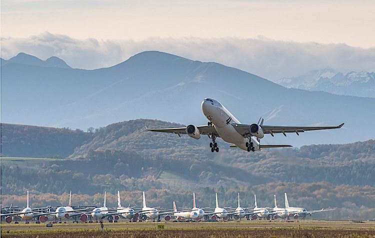 Tarmac Aerosave puissance 2000 sur Tarbes-Lourdes